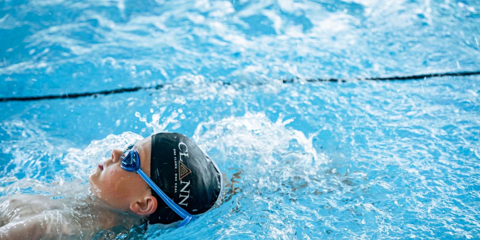Child swimming clann leisure hat www.pillohotelashbourne.com