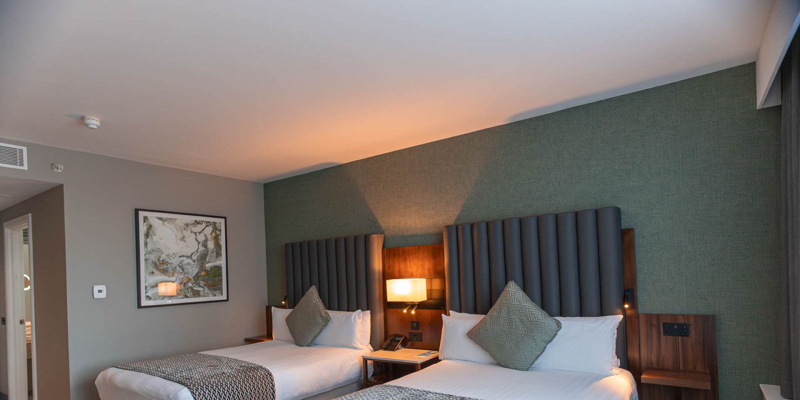 Pillo hotel bedrooms www.pillohotelashbourne.com